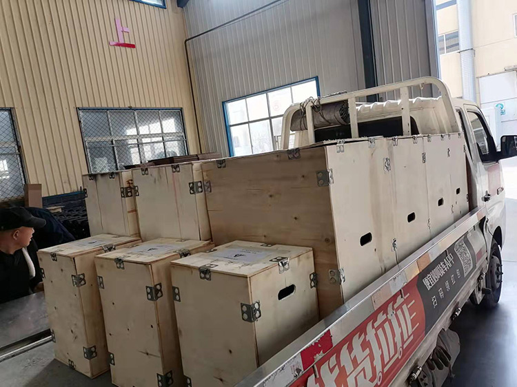 山東礦安重工一批氣動隔膜泵發(fā)往陜西榆林